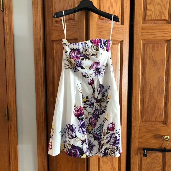 WHBM Strapless Floral Dress Size 4 - Picture 3 of 8